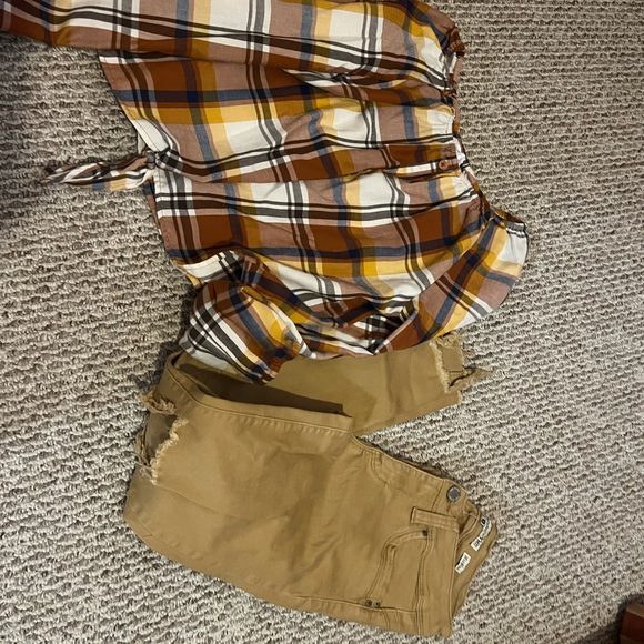 Plaid Blouse and Tan Distressed jeans - Picture 1 of 4